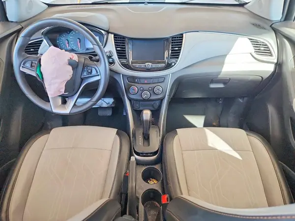 KL7CJLSB5MB360267 2021 CHEVROLET TRAX - Image 8
