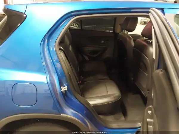 KL7CJLSB6GB687524 2016 CHEVROLET TRAX - Image 8