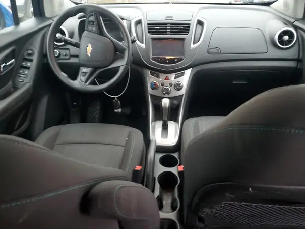 KL7CJLSB6GB695509 2016 CHEVROLET TRAX - Image 8