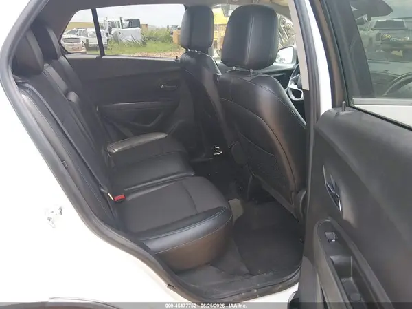 KL7CJLSB6GB700126 2016 CHEVROLET TRAX - Image 8