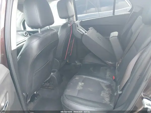KL7CJLSB6GB702183 2016 CHEVROLET TRAX - Image 8