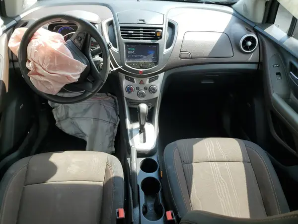 KL7CJLSB6GB737371 2016 CHEVROLET TRAX - Image 8