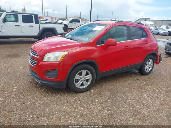 KL7CJLSB6GB755689 2016 CHEVROLET TRAX - Image 2