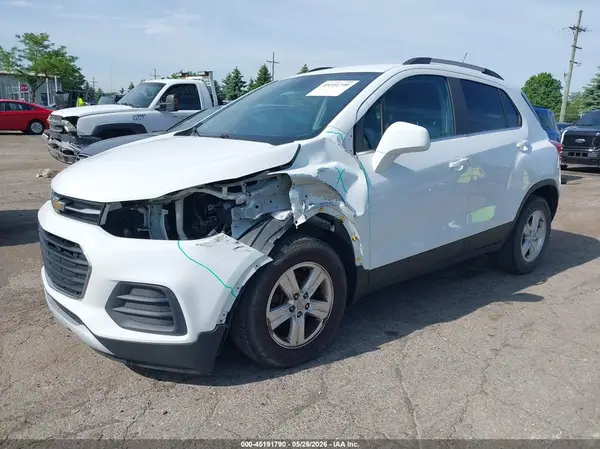 KL7CJLSB6HB055656 2017 CHEVROLET TRAX - Image 2