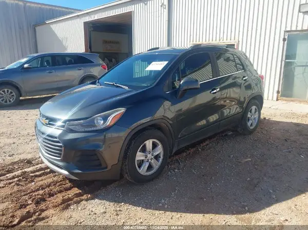 KL7CJLSB6HB089838 2017 CHEVROLET TRAX - Image 2