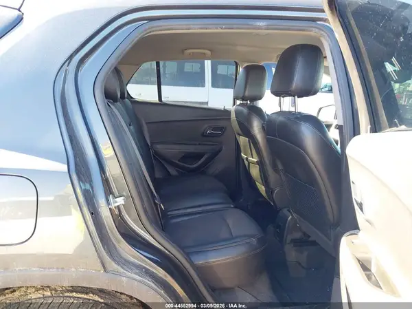 KL7CJLSB6HB149729 2017 CHEVROLET TRAX - Image 8
