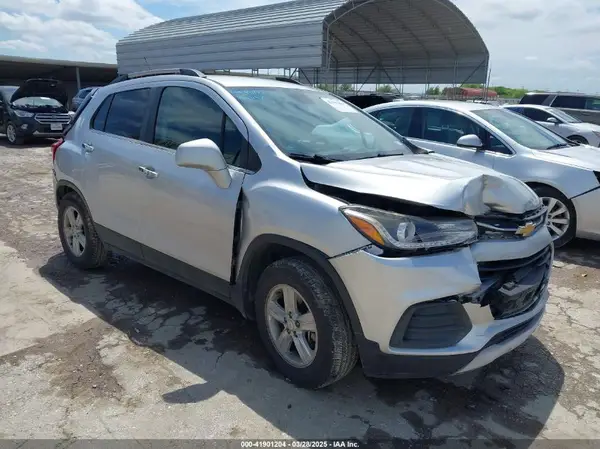 KL7CJLSB6HB166935 2017 CHEVROLET TRAX - Image 1