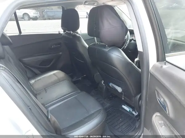 KL7CJLSB6HB197506 2017 CHEVROLET TRAX - Image 8