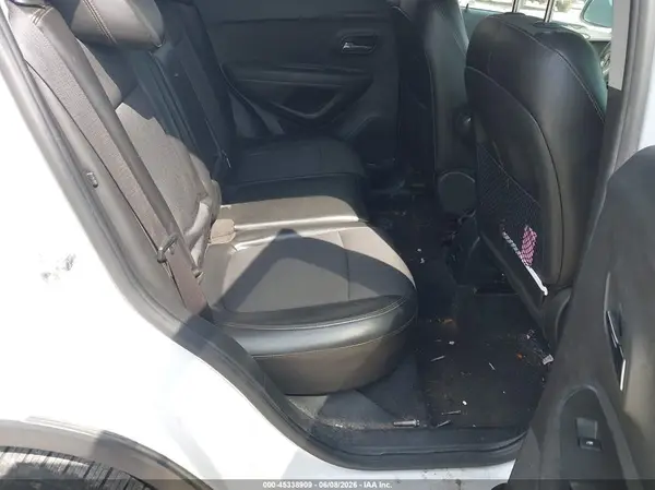 KL7CJLSB6HB197778 2017 CHEVROLET TRAX - Image 8