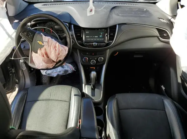 KL7CJLSB6HB226048 2017 CHEVROLET TRAX - Image 8
