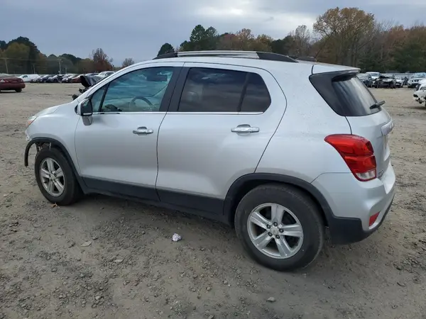 KL7CJLSB6HB233646 2017 CHEVROLET TRAX - Image 2