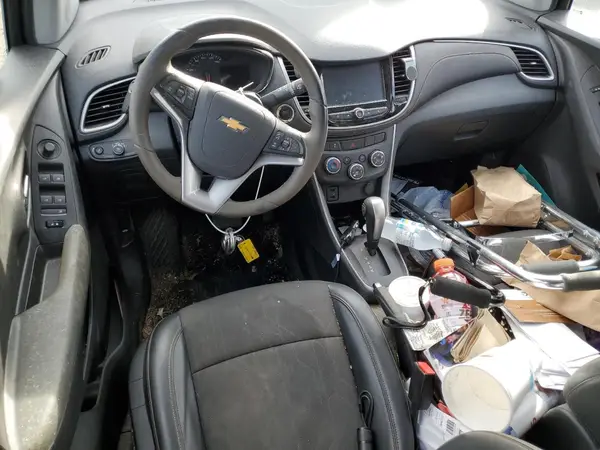 KL7CJLSB6HB233646 2017 CHEVROLET TRAX - Image 8