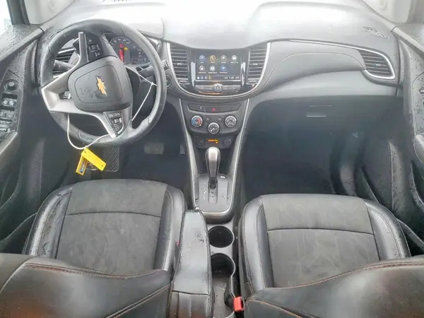 KL7CJLSB6JB535847 2018 CHEVROLET TRAX - Image 8