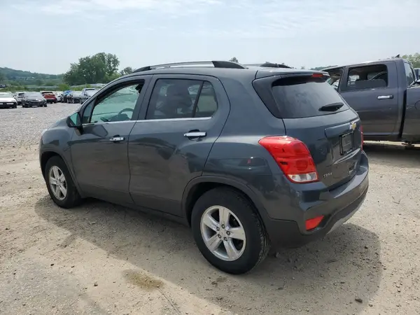 KL7CJLSB6JB616797 2018 CHEVROLET TRAX - Image 2