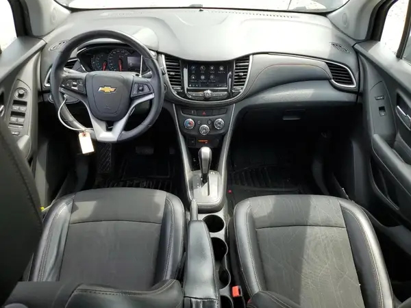 KL7CJLSB6JB616797 2018 CHEVROLET TRAX - Image 8