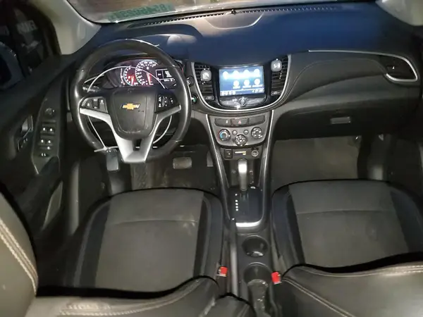 KL7CJLSB6JB634300 2018 CHEVROLET TRAX - Image 8