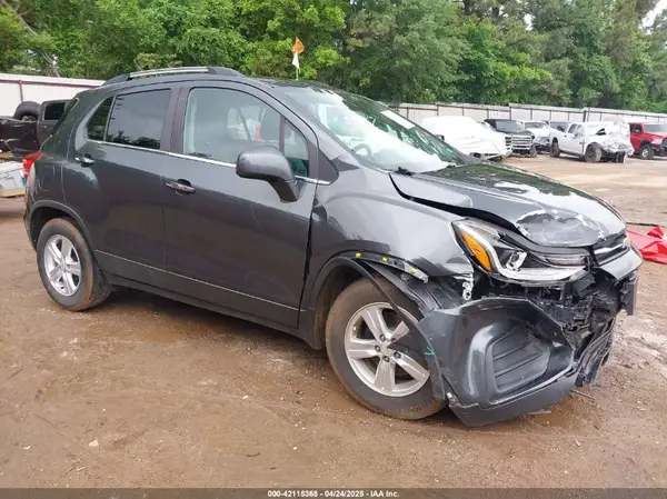 KL7CJLSB6JB675672 2018 CHEVROLET TRAX - Image 1
