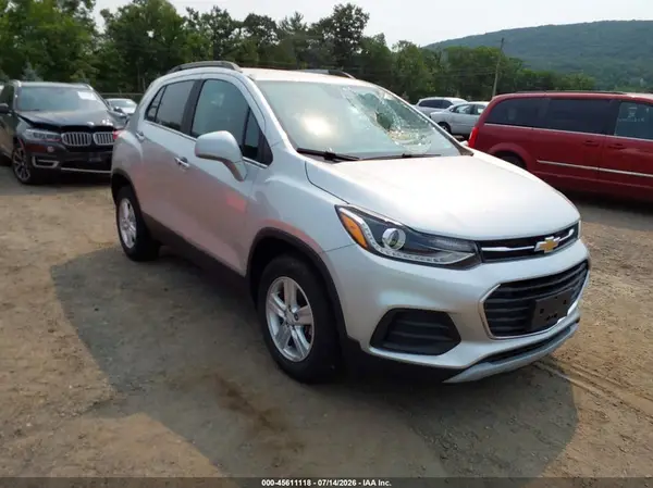 KL7CJLSB6JB703907 2018 CHEVROLET TRAX - Image 1