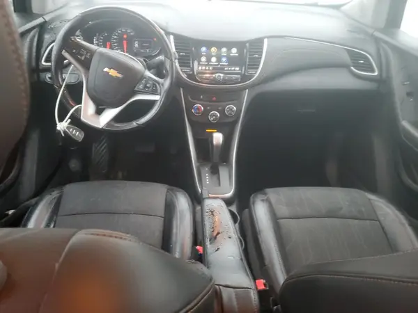 KL7CJLSB6JB719010 2018 CHEVROLET TRAX - Image 8