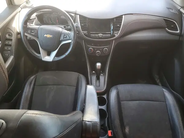 KL7CJLSB6JB733716 2018 CHEVROLET TRAX - Image 8