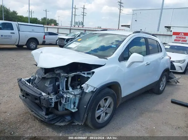 KL7CJLSB6KB744703 2019 CHEVROLET TRAX - Image 2