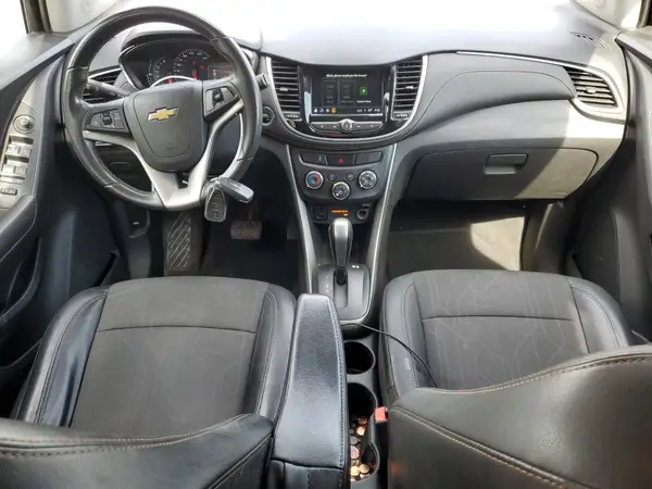 KL7CJLSB6KB758911 2019 CHEVROLET TRAX - Image 8