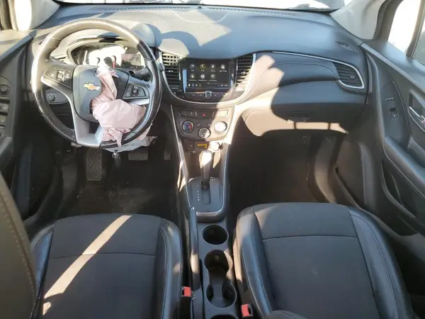 KL7CJLSB6KB761159 2019 CHEVROLET TRAX - Image 8