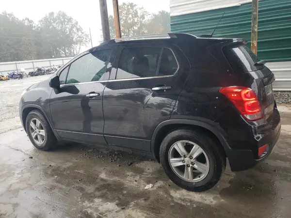 KL7CJLSB6KB761808 2019 CHEVROLET TRAX - Image 2