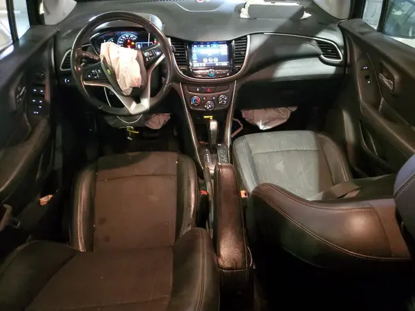 KL7CJLSB6KB795781 2019 CHEVROLET TRAX - Image 8