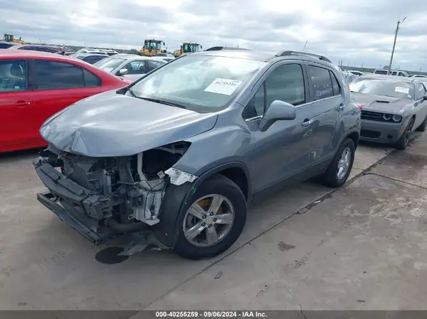 KL7CJLSB6KB802857 2019 CHEVROLET TRAX - Image 2
