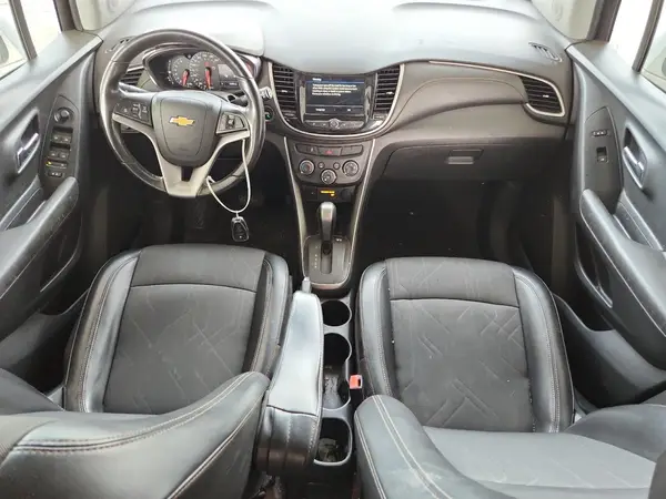 KL7CJLSB6KB815219 2019 CHEVROLET TRAX - Image 8