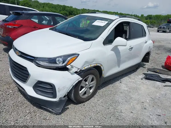 KL7CJLSB6KB842503 2019 CHEVROLET TRAX - Image 2