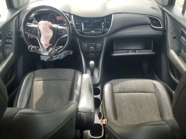 KL7CJLSB6KB845806 2019 CHEVROLET TRAX - Image 8