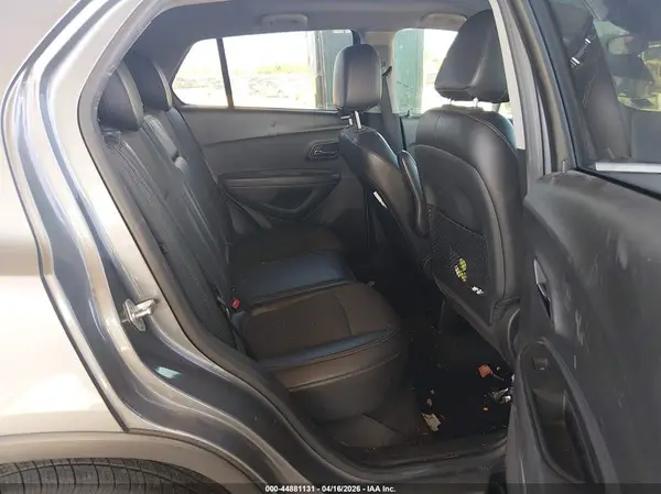 KL7CJLSB6KB847376 2019 CHEVROLET TRAX - Image 8