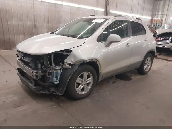 KL7CJLSB6KB851086 2019 CHEVROLET TRAX - Image 2