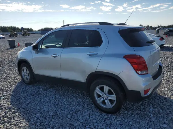 KL7CJLSB6KB869295 2019 CHEVROLET TRAX - Image 2