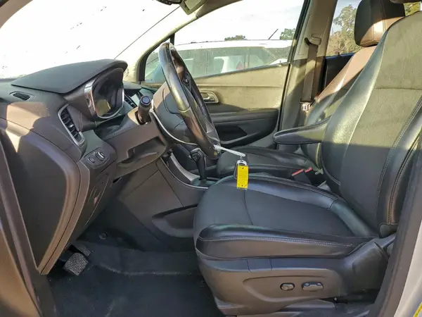 2019 CHEVROLET TRAX auction photo 7
