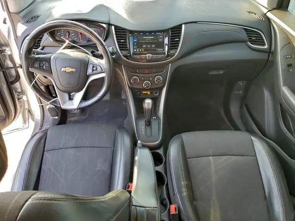 KL7CJLSB6KB871600 2019 CHEVROLET TRAX - Image 8