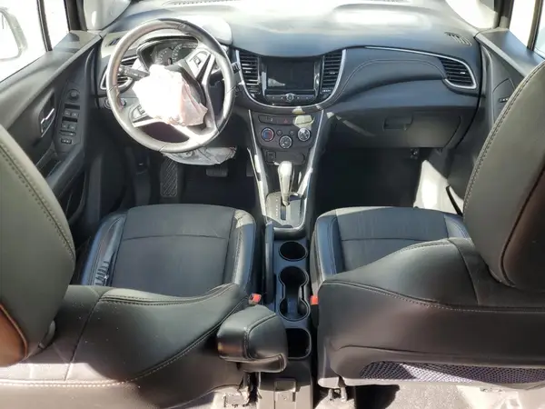 KL7CJLSB6KB883357 2019 CHEVROLET TRAX - Image 8