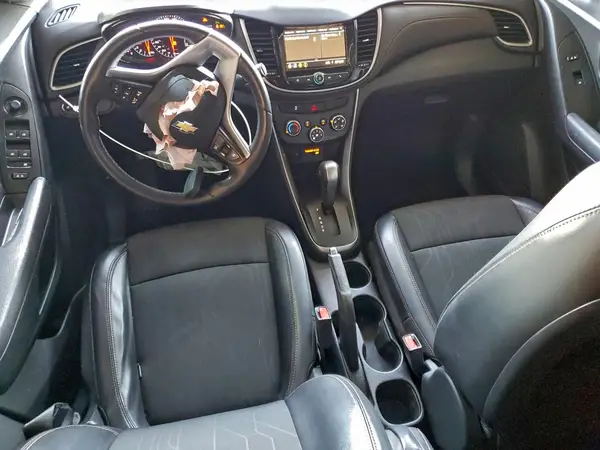 KL7CJLSB6KB903199 2019 CHEVROLET TRAX - Image 8