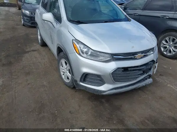 KL7CJLSB6KB912193 2019 CHEVROLET TRAX - Image 1