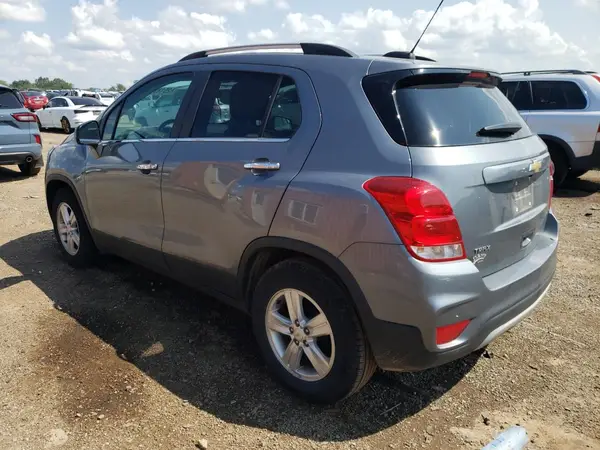 KL7CJLSB6KB918558 2019 CHEVROLET TRAX - Image 2
