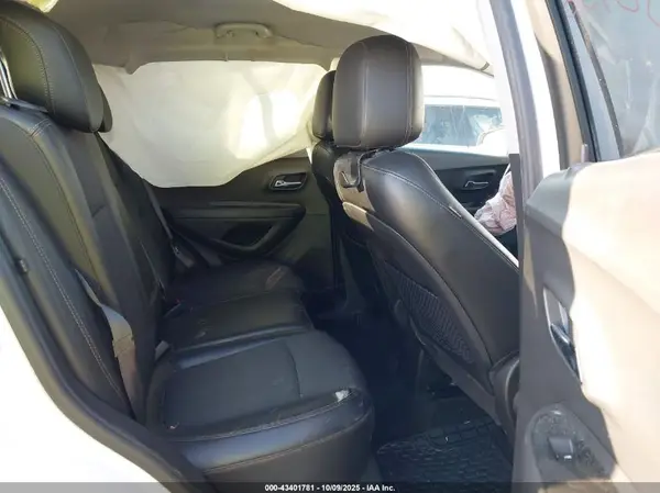 KL7CJLSB6KB936025 2019 CHEVROLET TRAX - Image 8
