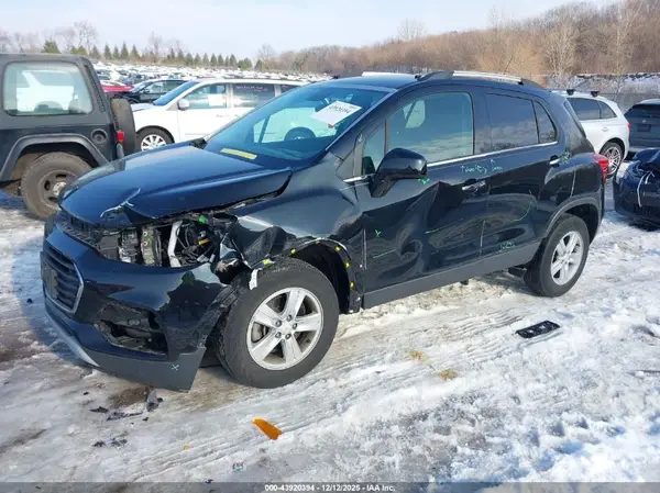 KL7CJLSB6KB936963 2019 CHEVROLET TRAX - Image 2