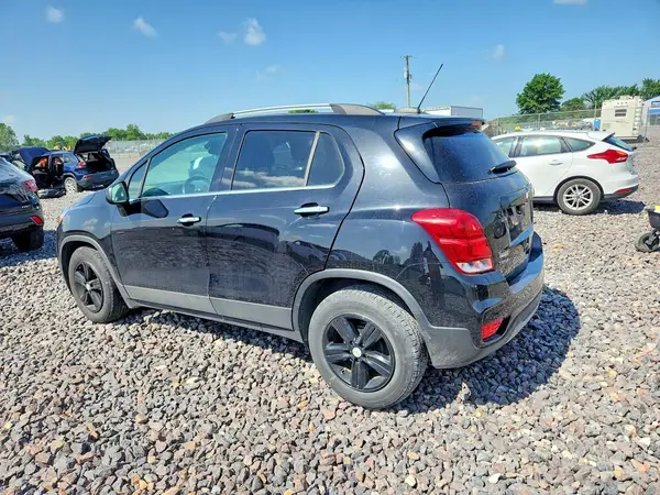 KL7CJLSB6LB005560 2020 CHEVROLET TRAX - Image 2