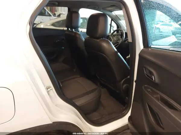 KL7CJLSB6LB005770 2020 CHEVROLET TRAX - Image 8