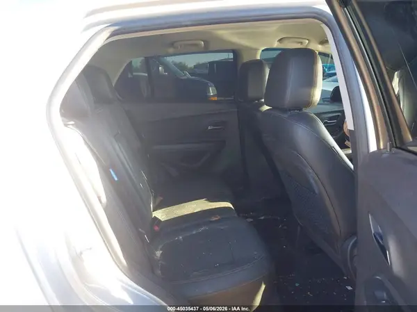 KL7CJLSB6LB007227 2020 CHEVROLET TRAX - Image 8