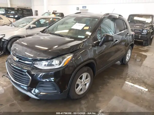 KL7CJLSB6LB018843 2020 CHEVROLET TRAX - Image 2