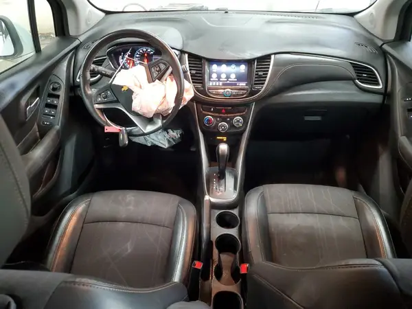 KL7CJLSB6LB019443 2020 CHEVROLET TRAX - Image 8