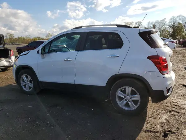 KL7CJLSB6LB029731 2020 CHEVROLET TRAX - Image 2